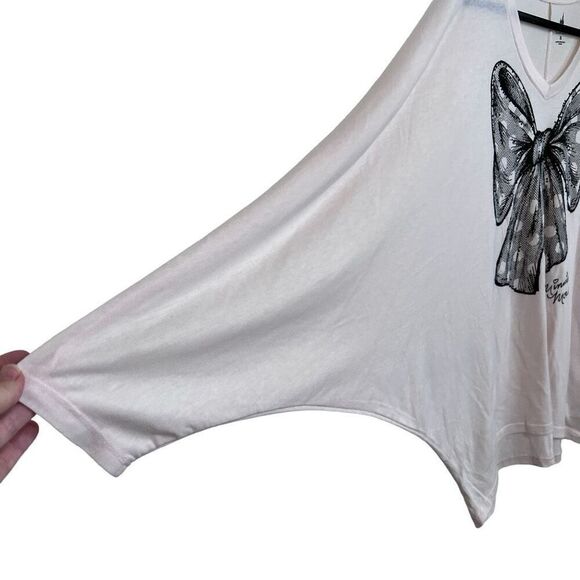 NWT cream neutral Disney Parks Minnie Bow batwing top size XL oversized - Picture 3 of 10